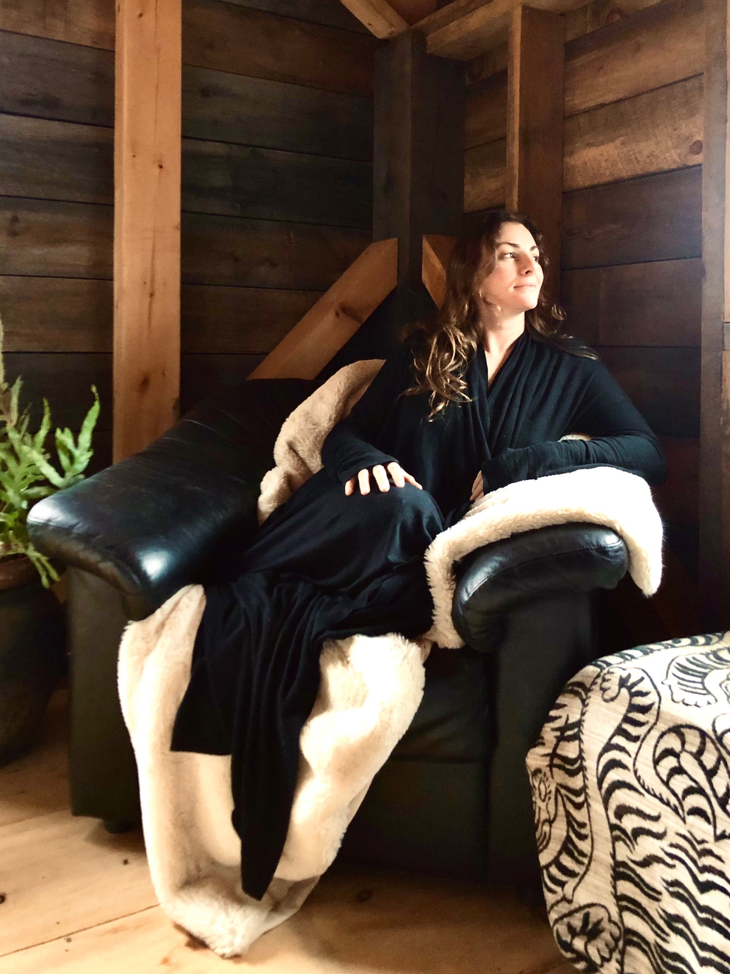 long tencel fleece robe in onyx