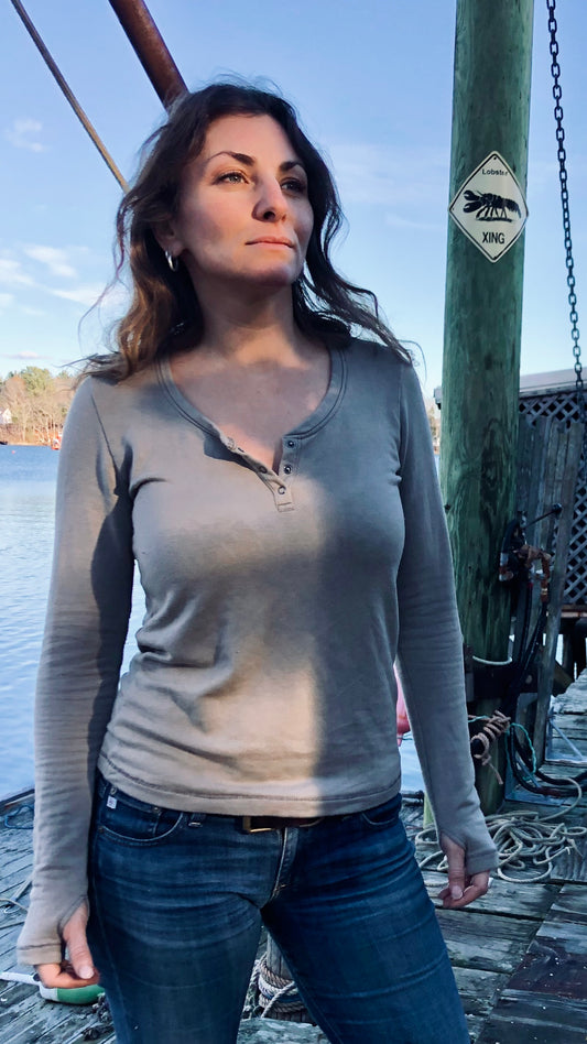 tencel fleece henley in mushroom