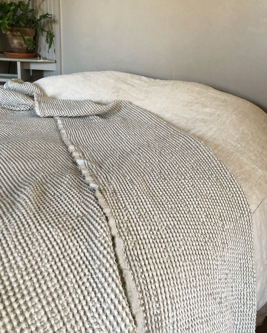 chunky linen/cotton waffle blanket in sand